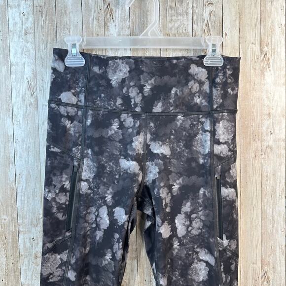 Athleta Rainier Printed Legging Womens M Frozen Floral‎ Grey Athletic Pull On - Picture 5 of 8